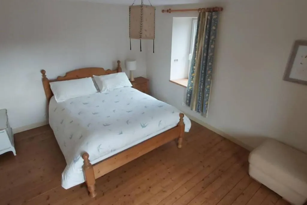 Gite De L'Auge Fleurie Laniscat Holiday home